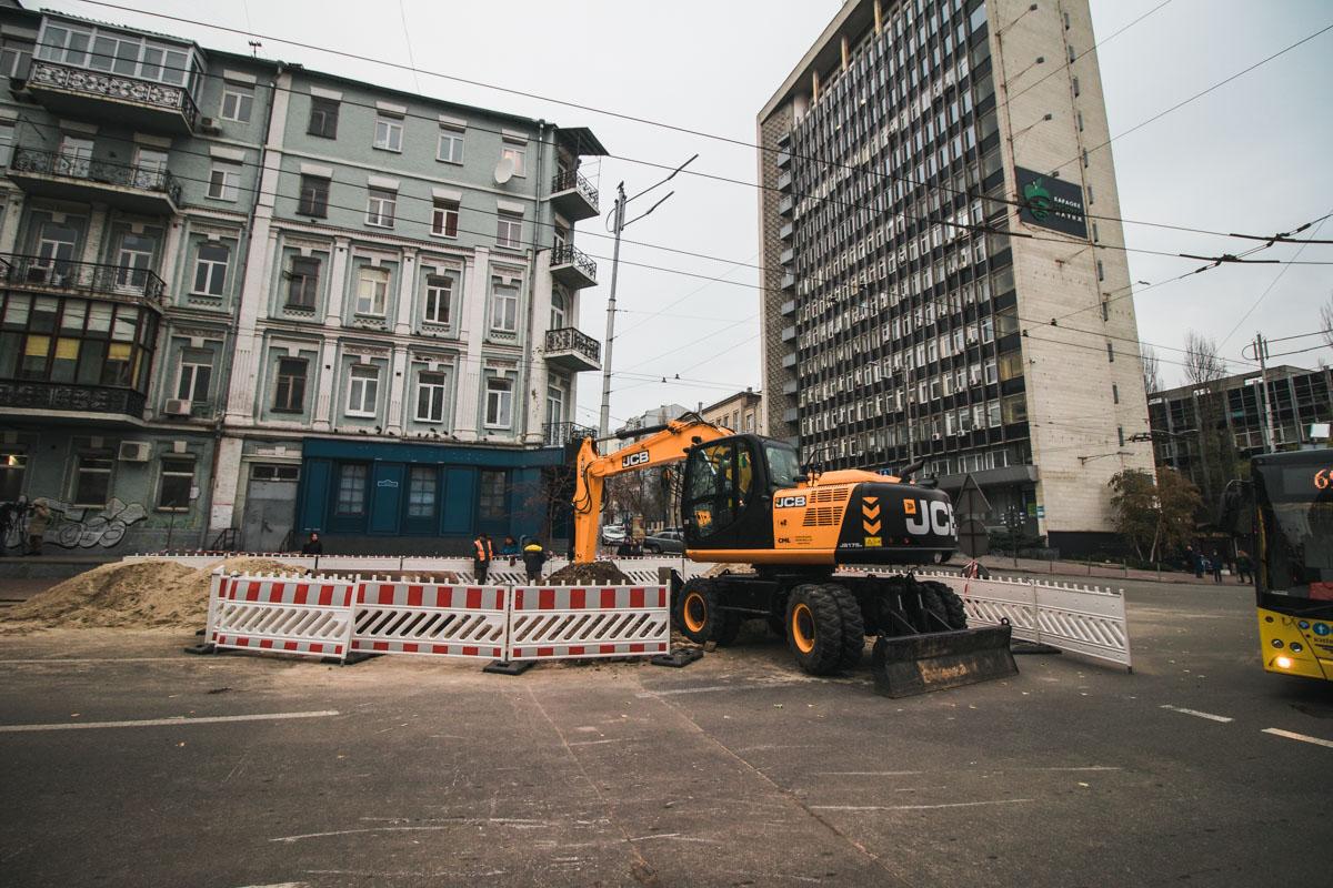 Подачу воды планируют возобновить 14 ноября по 15:00